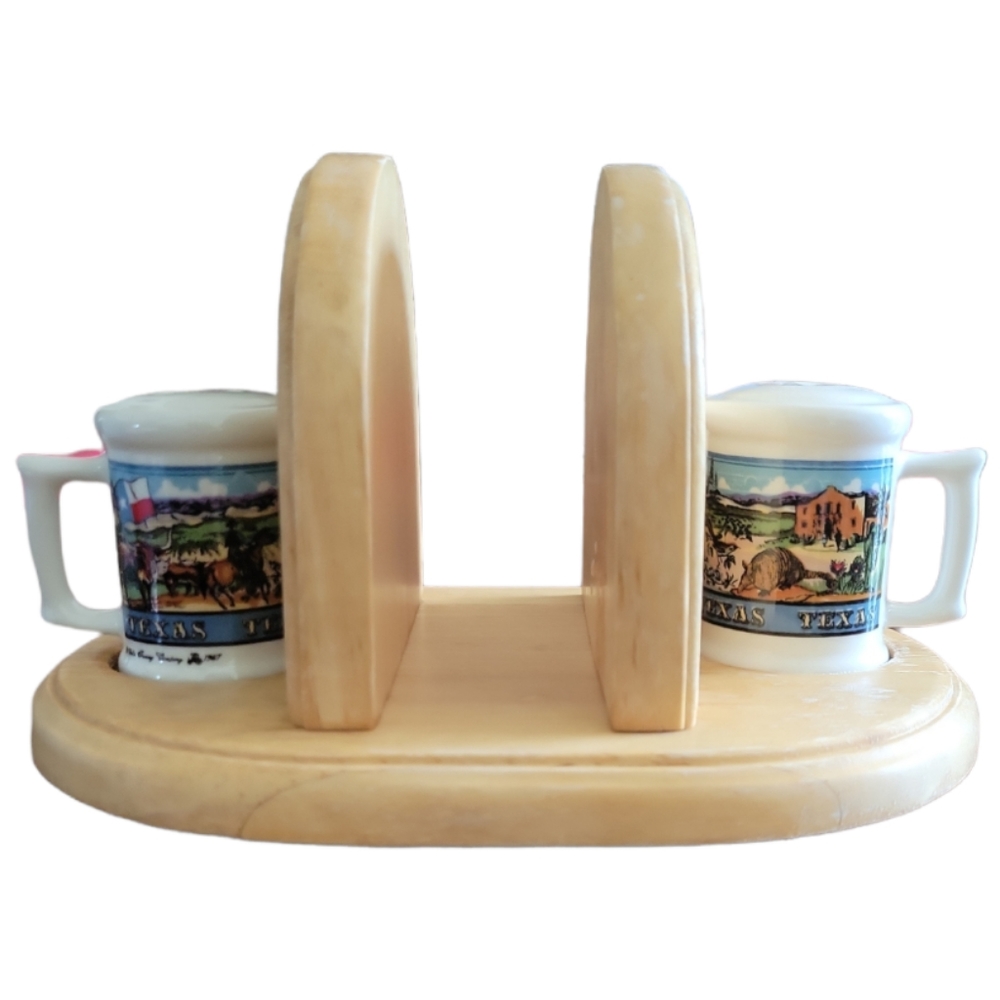 Vtg 1987 Salt Pepper Shakers Porcelain Knapkin Holder Pine Wood Texas
